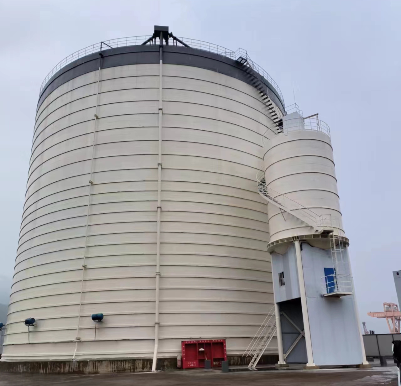 华宁10万吨水泥钢板库